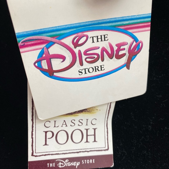 Vintage 1990’s Classic Pooh Beanbag Plush with tags - Picture 5 of 6
